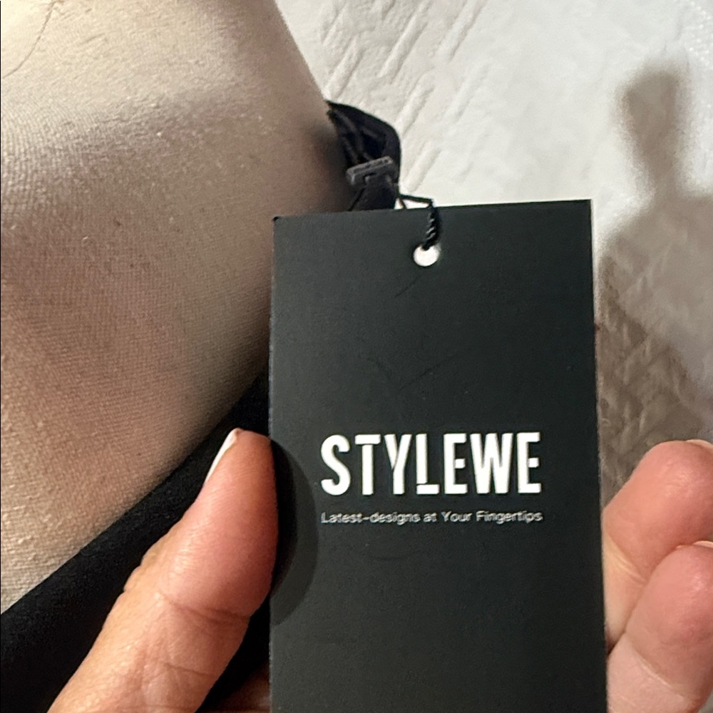STYLEWE Black Off-Shoulder Top - Picture 3 of 4